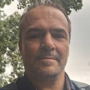 Dr. Ioannis Ntintakis